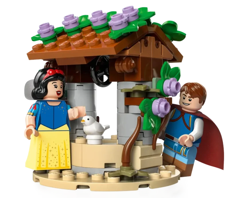 LEGO® Disney Princess™ 43242 Chalúpka Snehulienky a sedem trpaslíkov